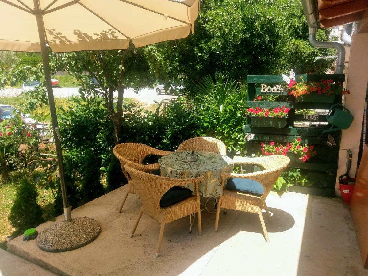 Lovely Apartment With Garden And Terrace Rijeka Exterior foto